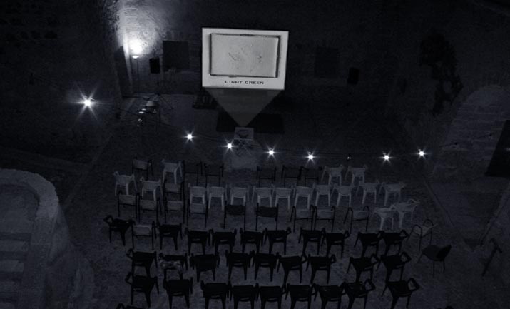Proyección Caja de Acuarelas, Oscar Molina